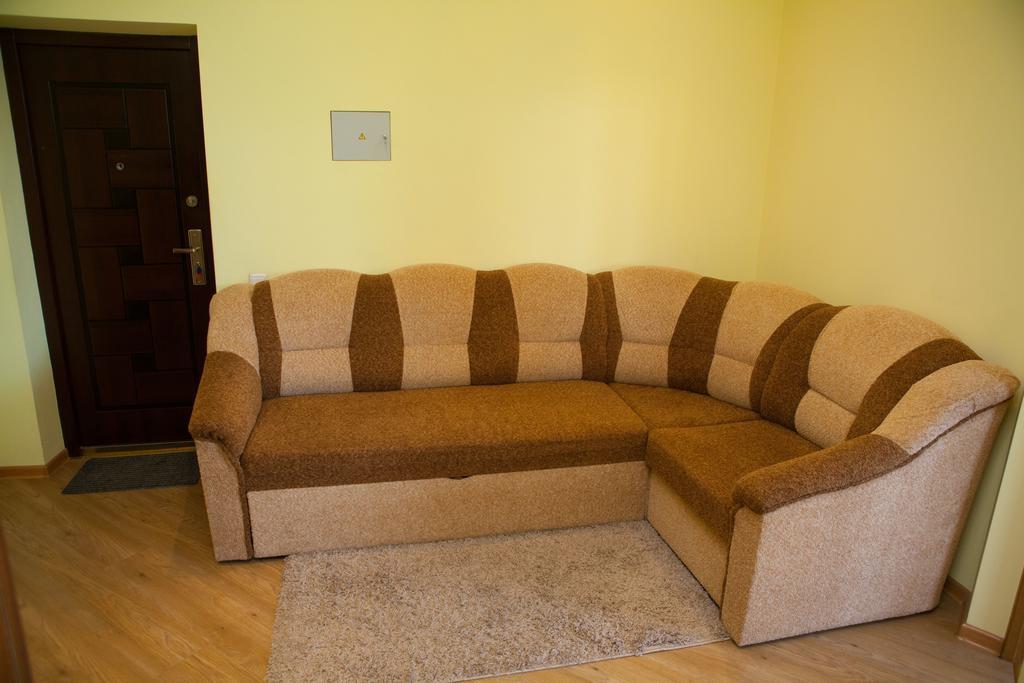 Apartment In 2 Min From Poznyaky Metro Station Kijów Zewnętrze zdjęcie
